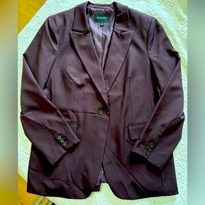 Like new! BANANA REPUBLIC WINE/EGGPLANT BLAZER. Matching suit pants in 16.